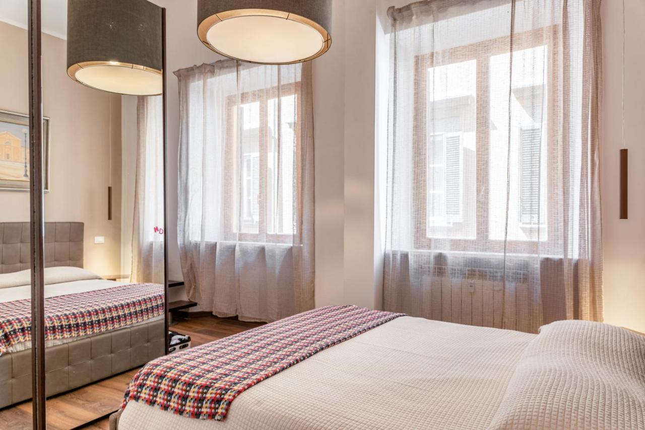 Piccola Venezia Canal View Charming Flat ليفورنو المظهر الخارجي الصورة
