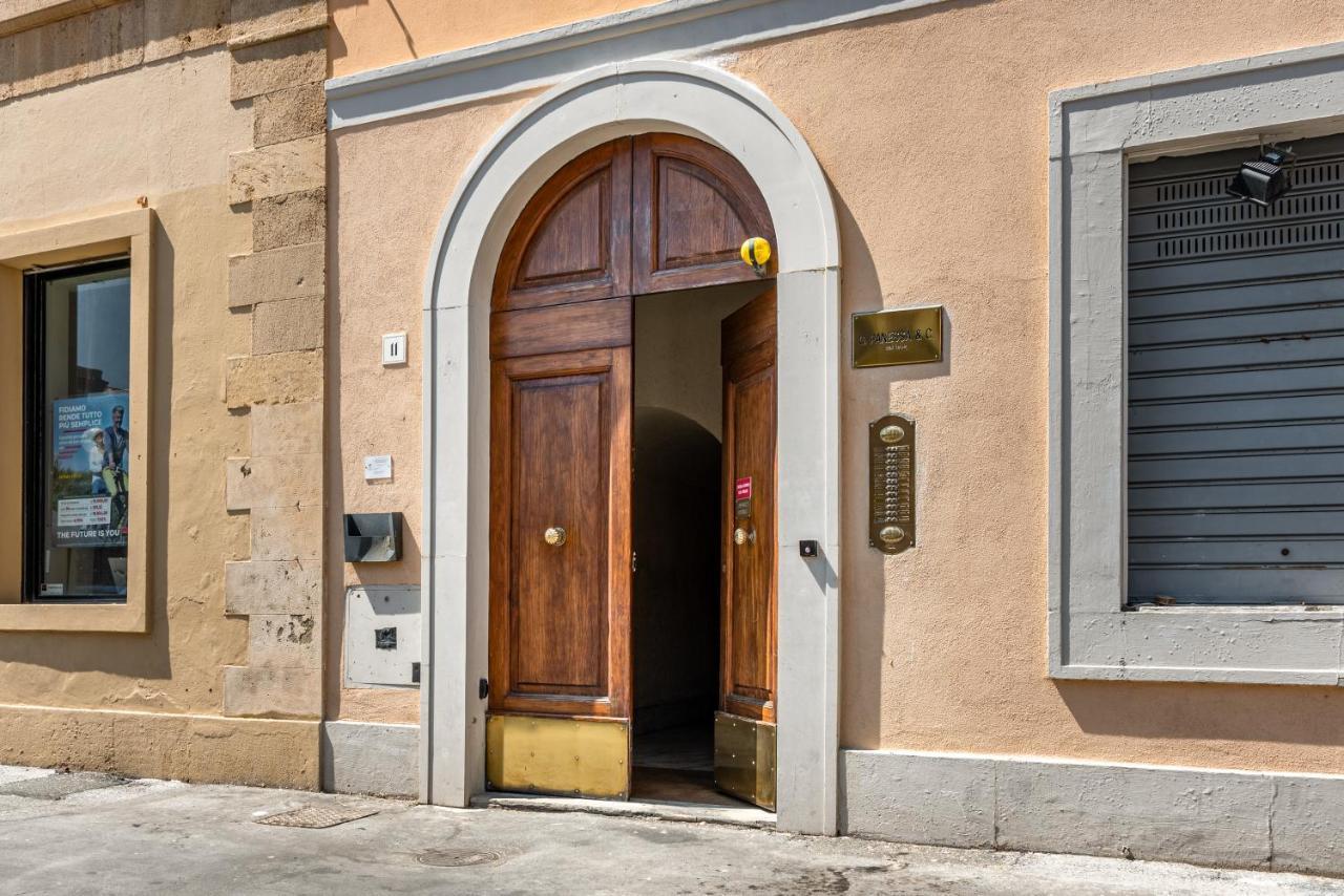 Piccola Venezia Canal View Charming Flat ليفورنو المظهر الخارجي الصورة